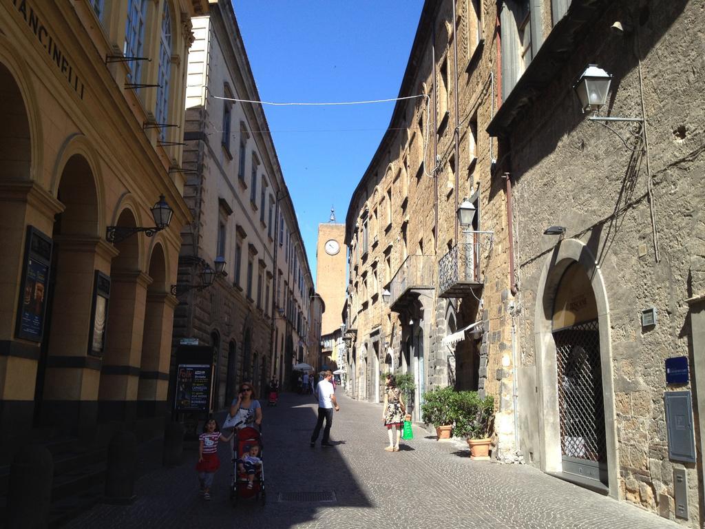 Home In Orvieto - Corso Cavour Pokoj fotografie